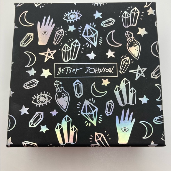 BETSEY JOHNSON Mismatch Punk n Spice Ghosts Earrings Halloween Box NWT - Picture 3 of 4